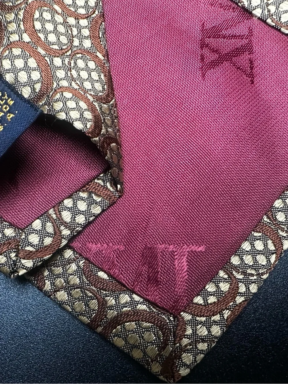 XVMT for Nordstrom — Burgundy & Cream Quatrefoil Knit Silk Tie, Hand Sewn